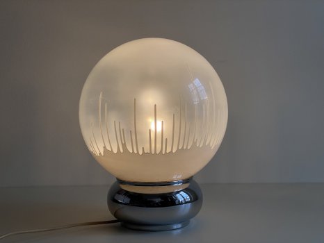 LAMPADA DA TAVOLO SFERA VETRO SATINATO
