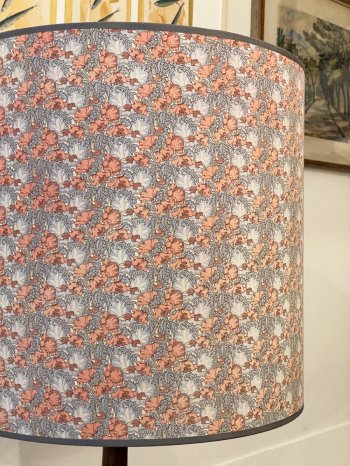 LAMPADA CON PARALUME FLOREALE