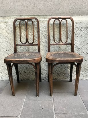 SEDIE THONET CON SEDUTA STAMPATA A FUOCO